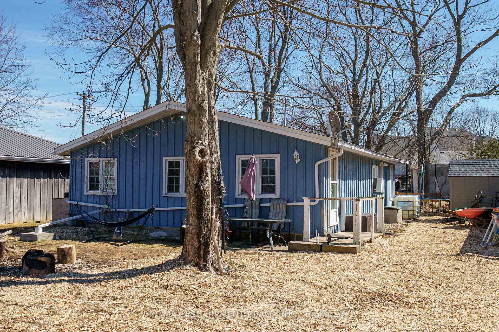 Photo 1 of 2026 First Avenue, Haldimand — HOMEH