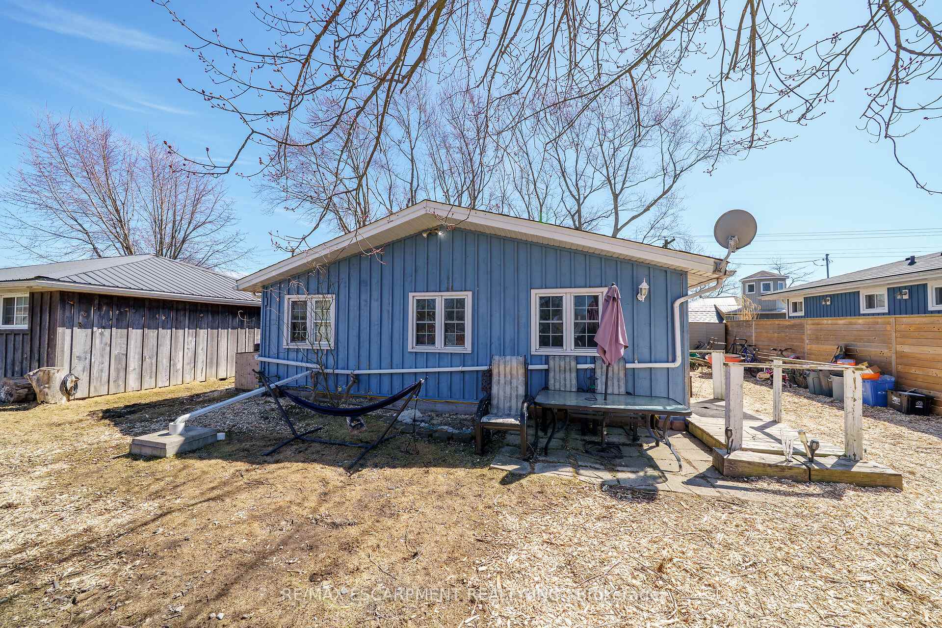Photo 11 of 2026 First Avenue, Haldimand — HOMEH