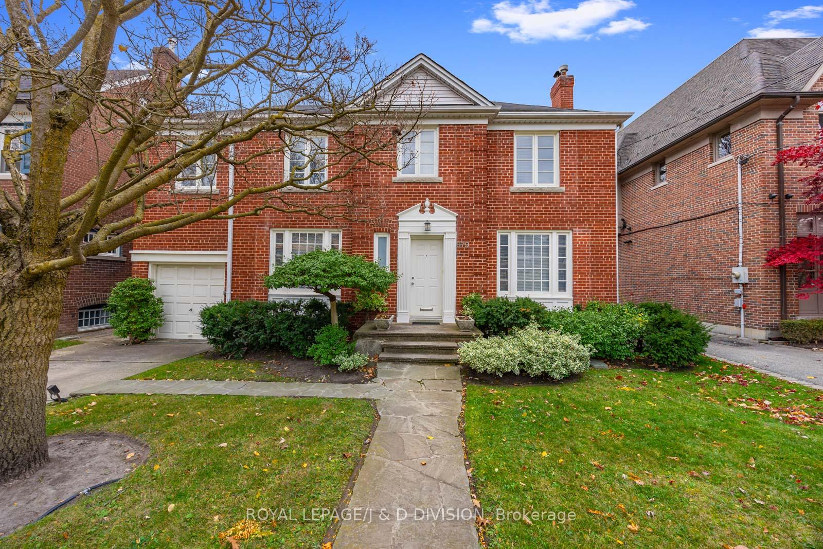 Front of 379 Glencairn Avenue