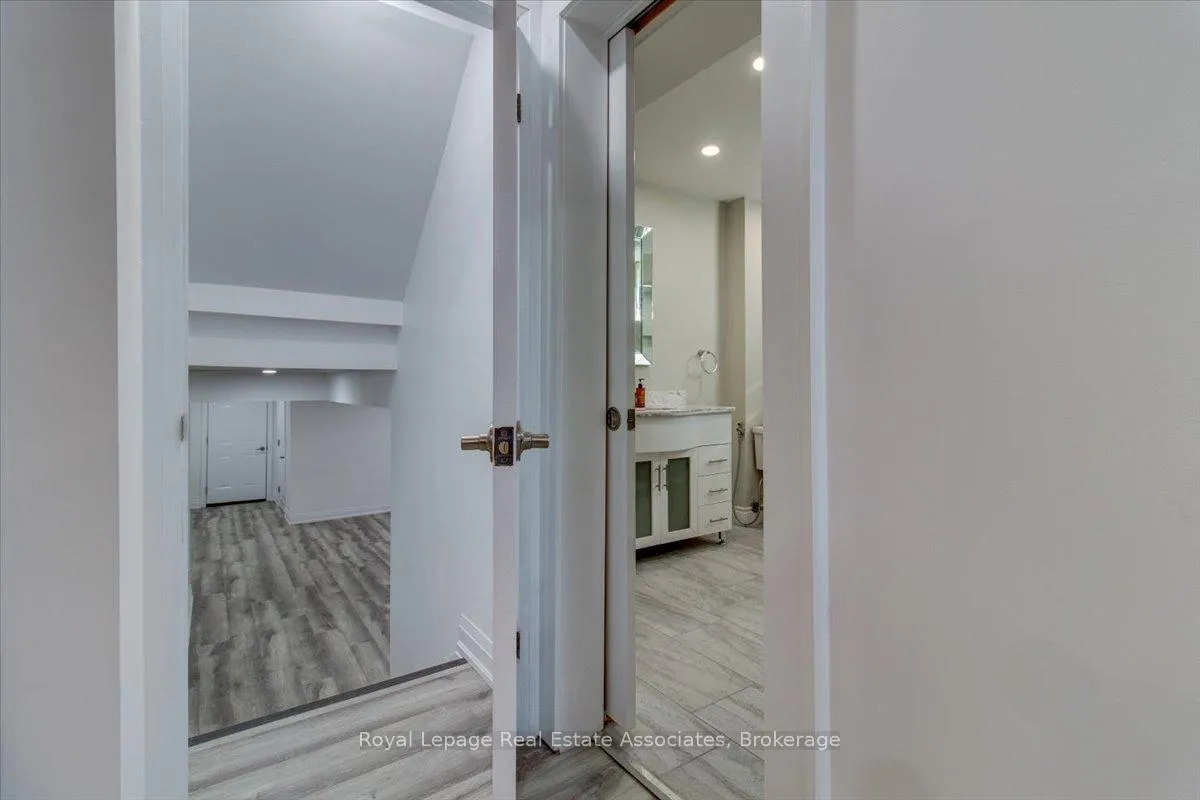 Photo 26 of 1562 Upper Ottawa Street, Hamilton, Templemead — HOMEH
