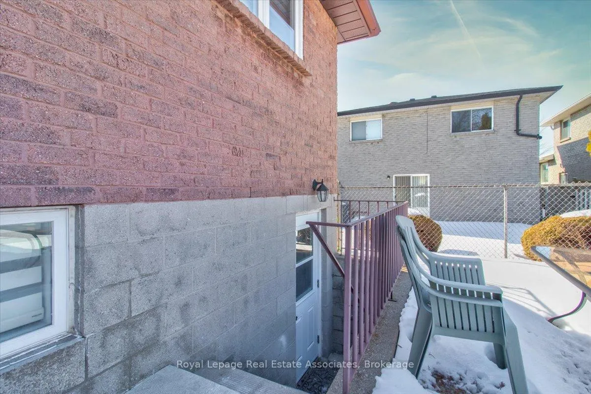 Photo 72 of 1562 Upper Ottawa Street, Hamilton, Templemead — HOMEH