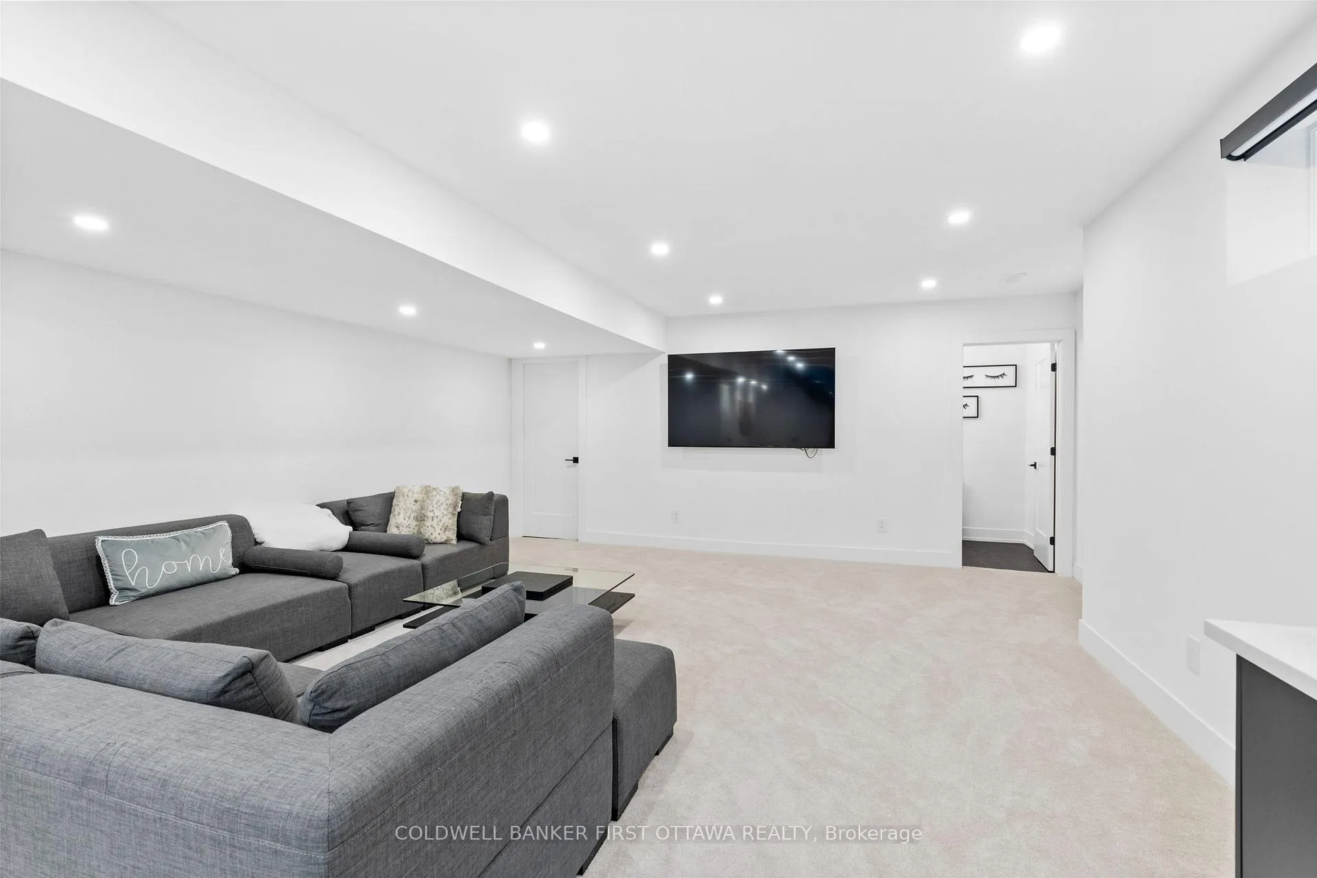 Photo 36 of 1124 Normandy Crescent, Ottawa, Borden Farm/Stewart Farm/Carleton Heights/Parkwood Hills — HOMEH