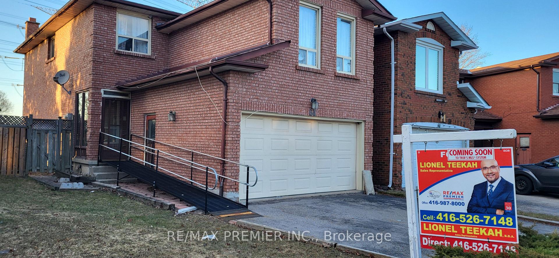 Front of 64 Oakmount Crescent