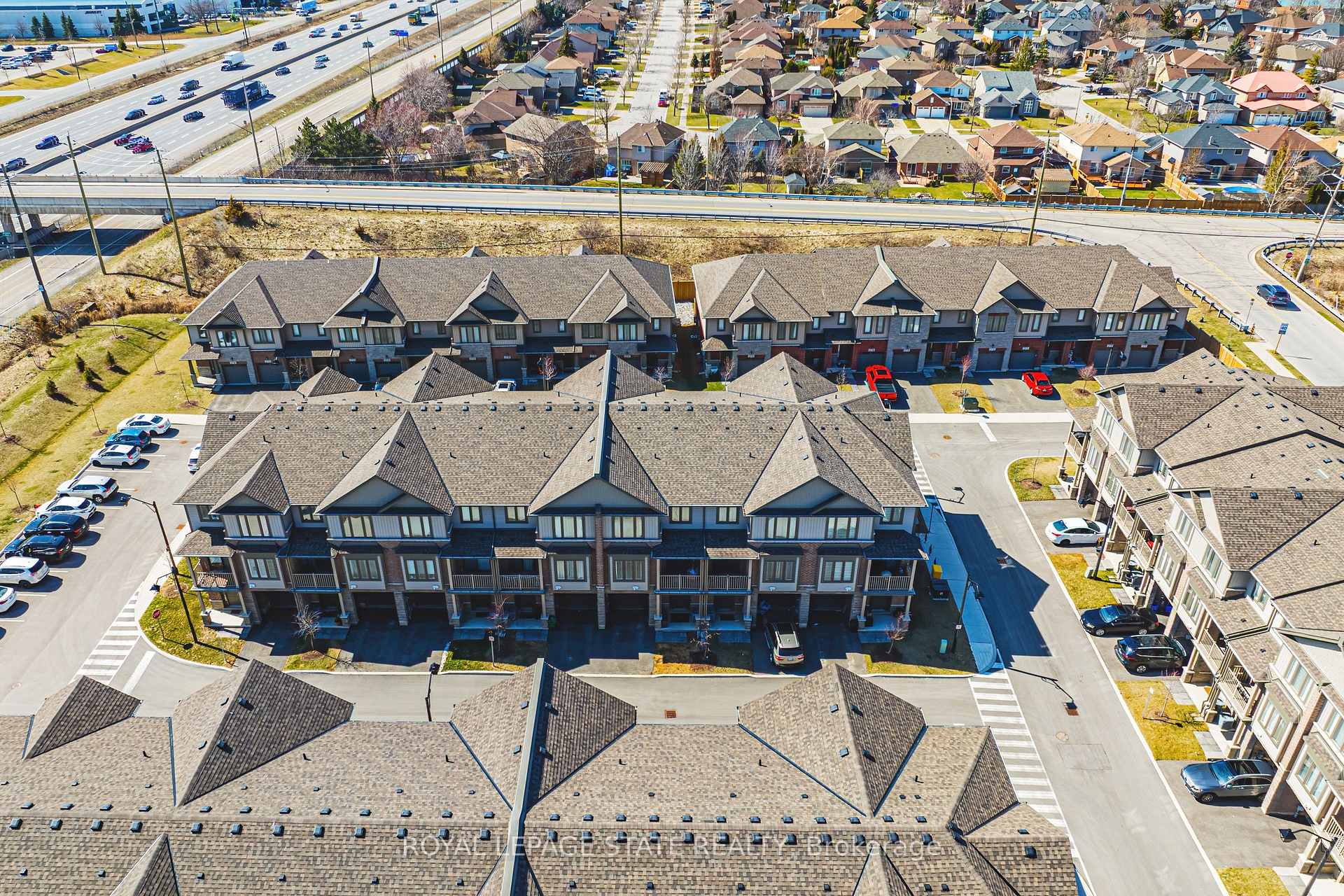 Photo 1 of Unit 34, 27 Rachel Drive, Hamilton, Stoney Creek — HOMEH