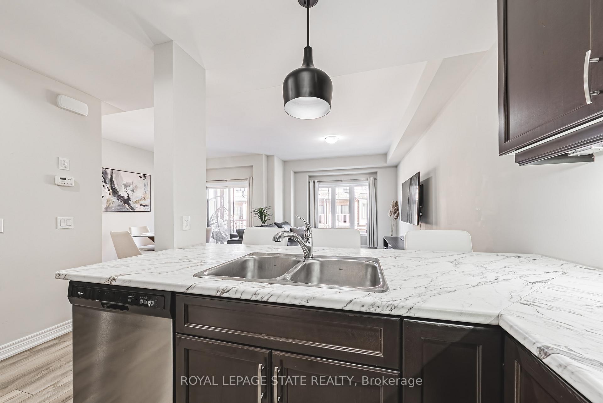 Photo 14 of Unit 34, 27 Rachel Drive, Hamilton, Stoney Creek — HOMEH