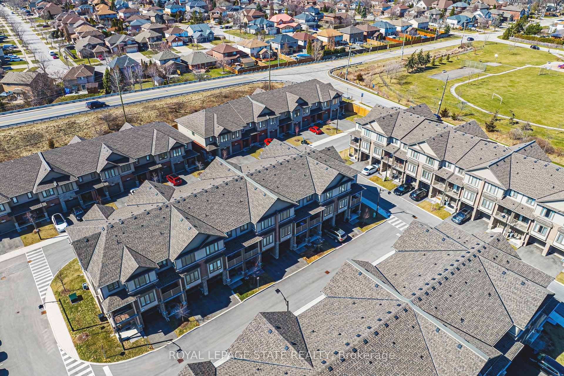 Photo 31 of Unit 34, 27 Rachel Drive, Hamilton, Stoney Creek — HOMEH