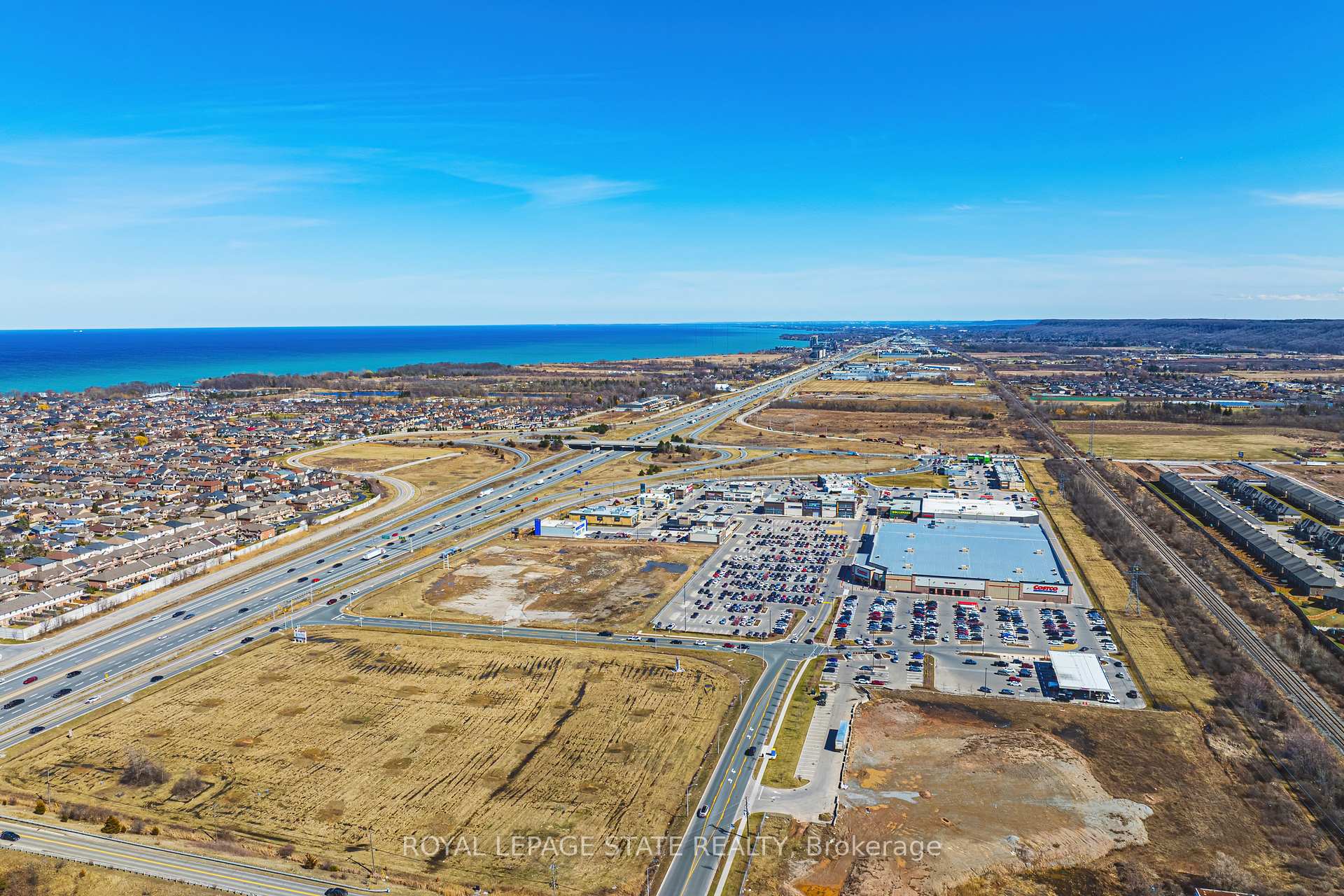 Photo 37 of Unit 34, 27 Rachel Drive, Hamilton, Stoney Creek — HOMEH
