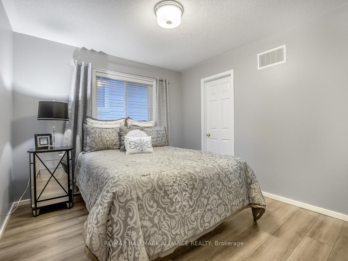 Photo 62 of 920 Ormond Drive, Oshawa, Taunton — HOMEH