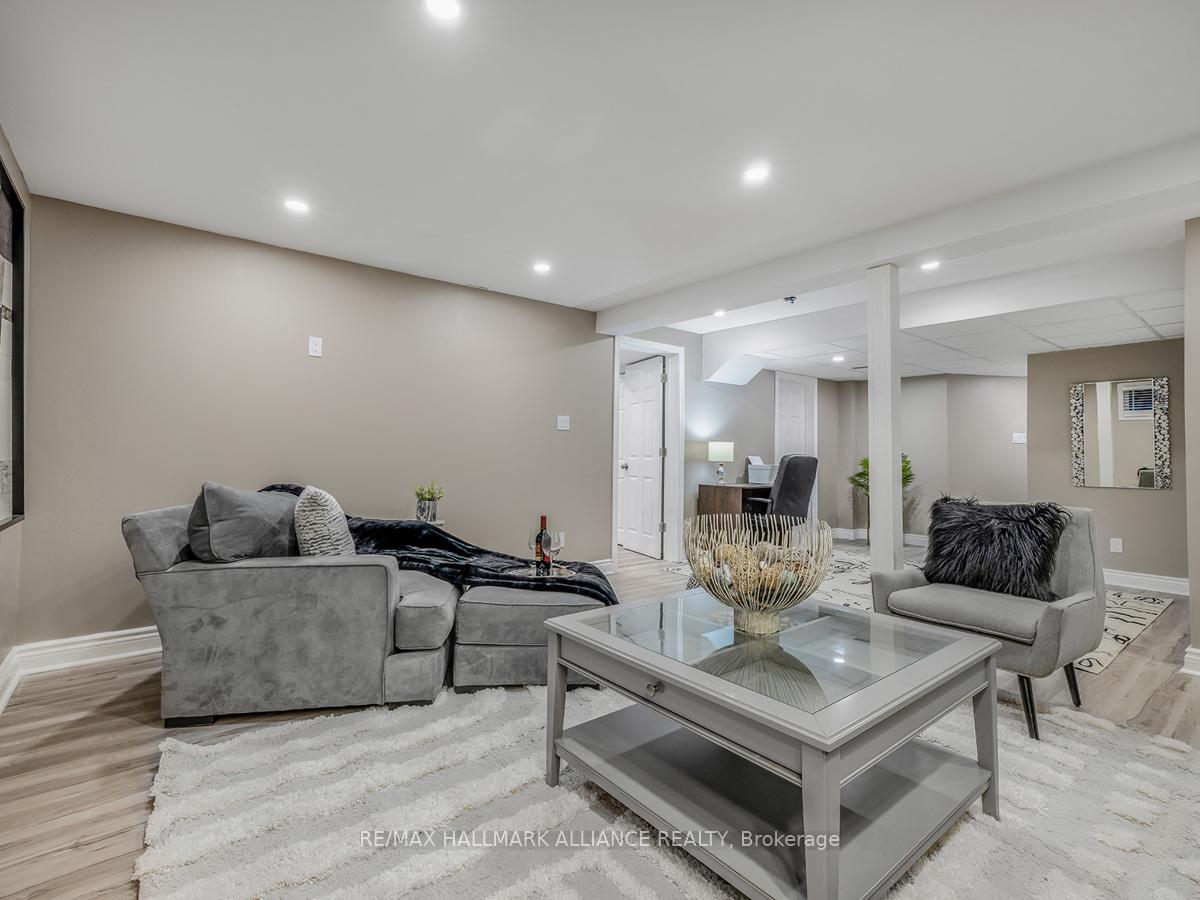 Photo 75 of 920 Ormond Drive, Oshawa, Taunton — HOMEH