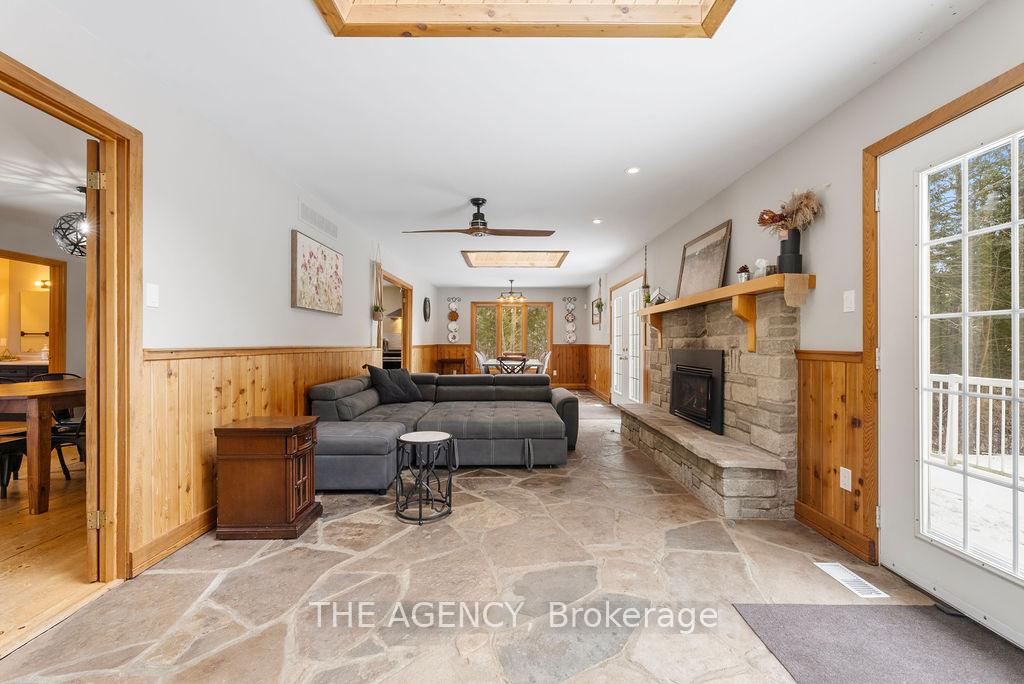 Photo 6 of 570 Silver Birch Drive, Tiny, Rural Tiny — HOMEH