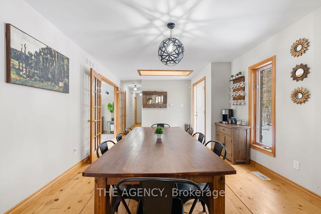 Photo 10 of 570 Silver Birch Drive, Tiny, Rural Tiny — HOMEH