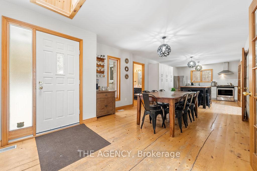 Photo 11 of 570 Silver Birch Drive, Tiny, Rural Tiny — HOMEH