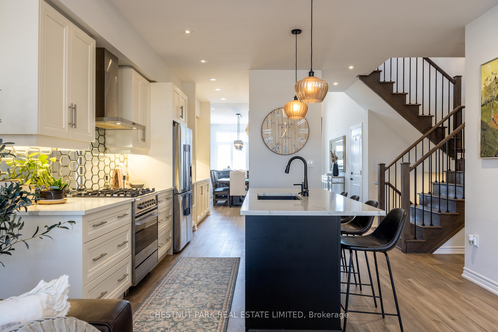 Photo 12 of 27 Sentinel Lane, Hamilton, Mountview — HOMEH