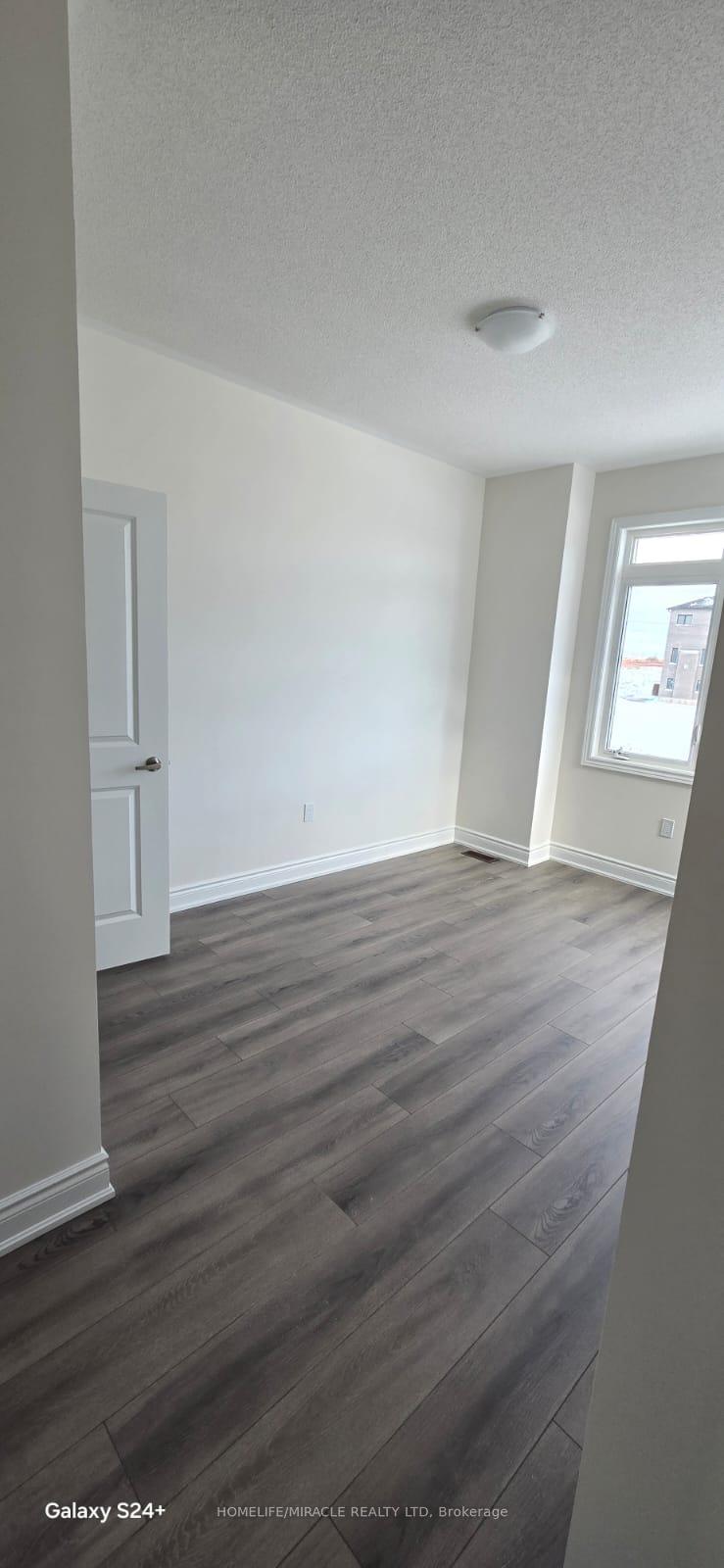 Photo 15 of 2126 Binbrook Drive, Oshawa, Kedron — HOMEH