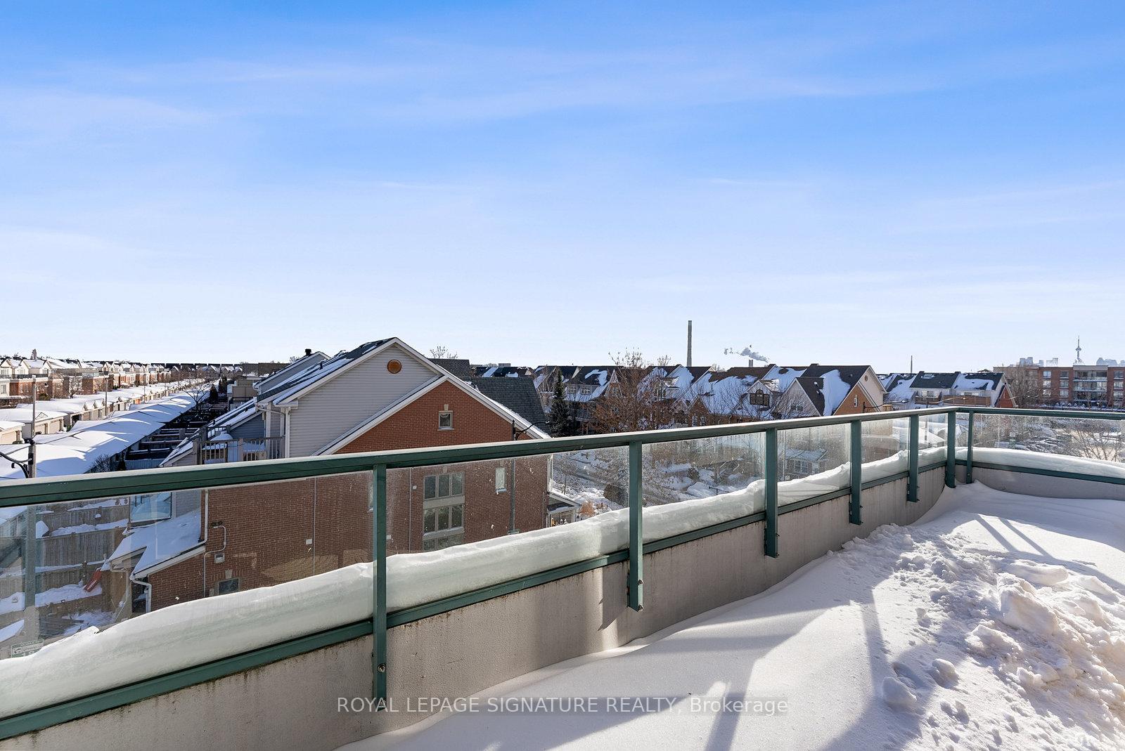 Photo 19 of Unit 402, 1797 Queen Street E, Toronto, The Beaches — HOMEH