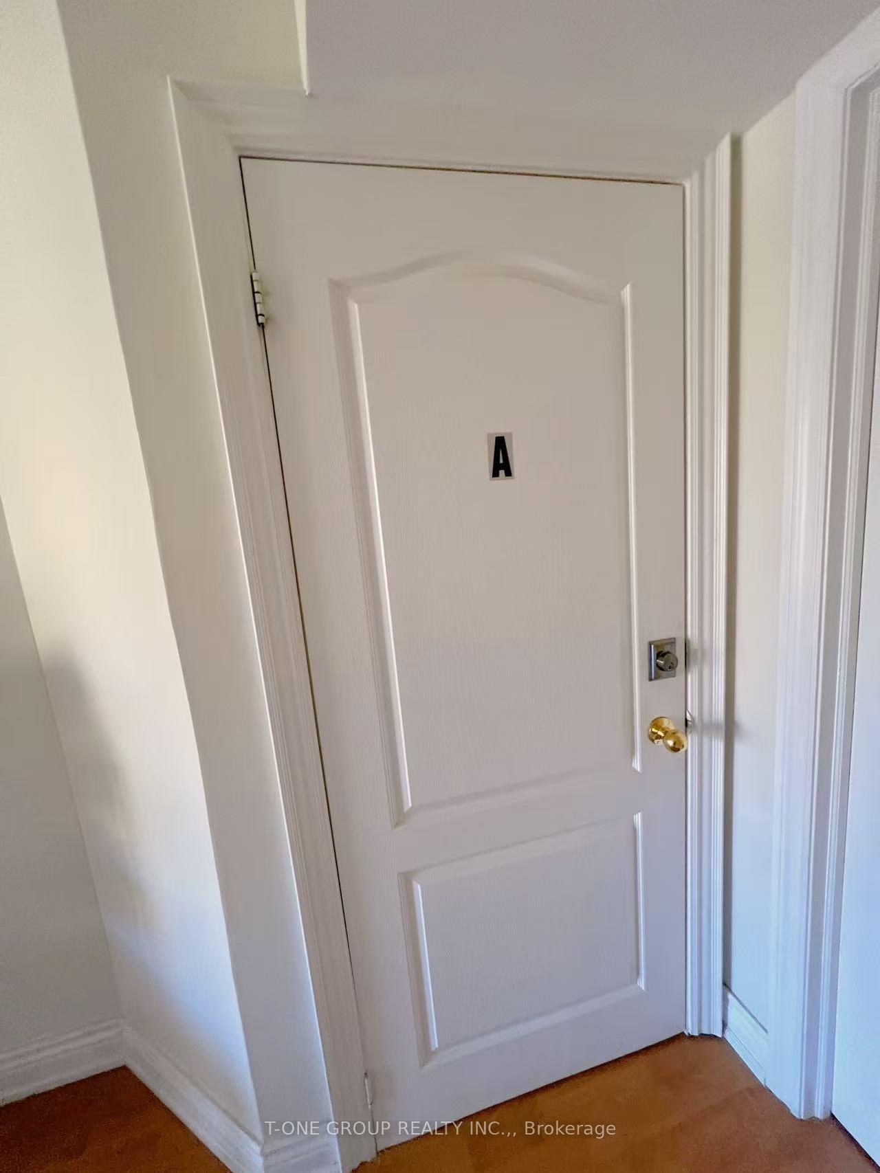 Photo 15 of 97 Kingly Crest (basement) Way, Vaughan, Sonoma Heights — HOMEH