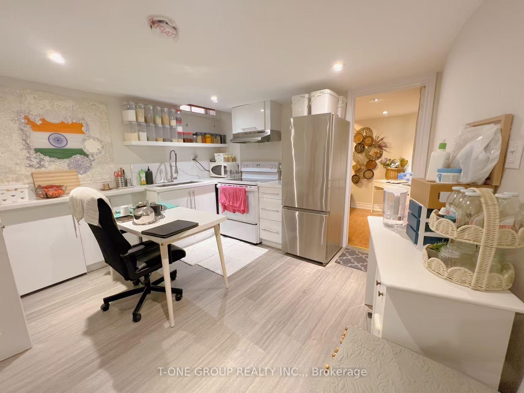 Photo 23 of 97 Kingly Crest (basement) Way, Vaughan, Sonoma Heights — HOMEH