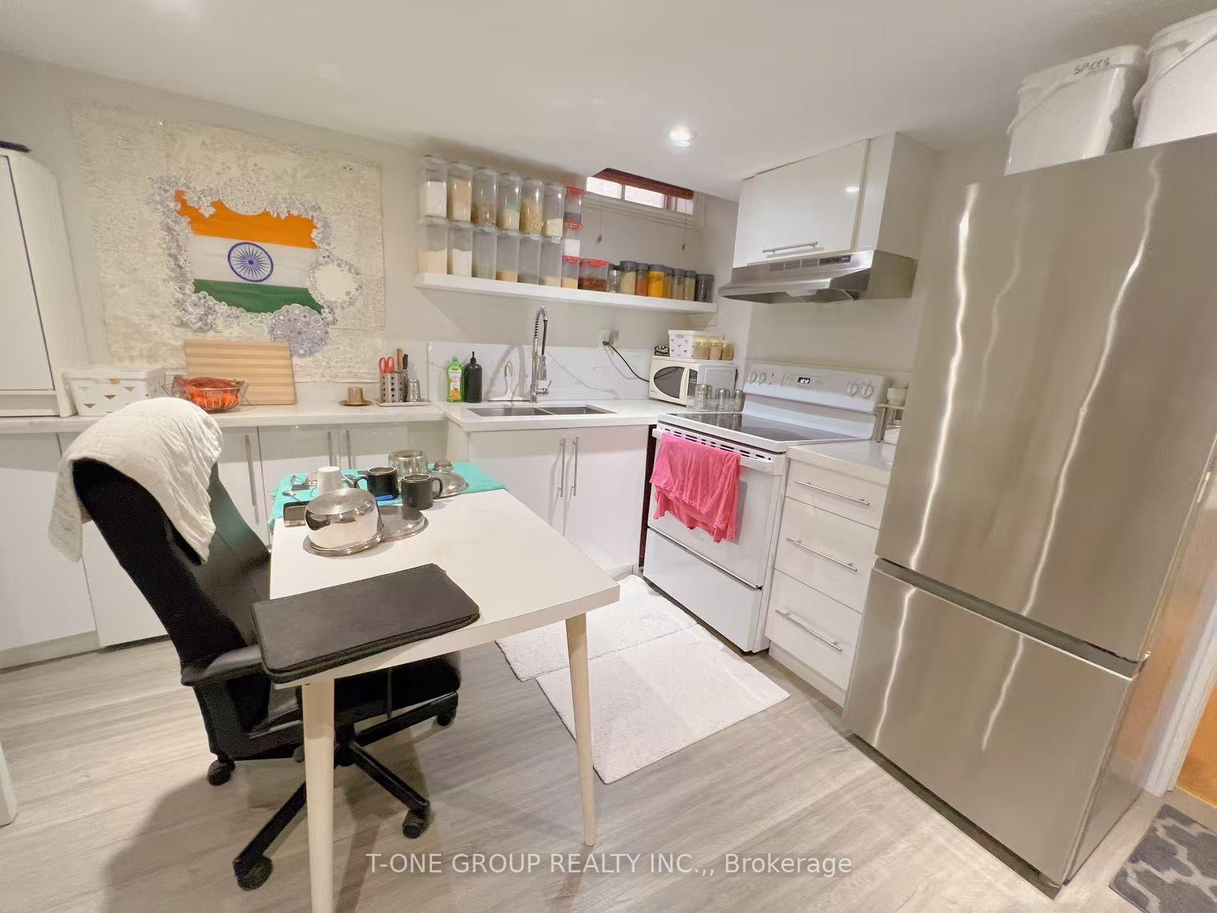 Photo 25 of 97 Kingly Crest (basement) Way, Vaughan, Sonoma Heights — HOMEH