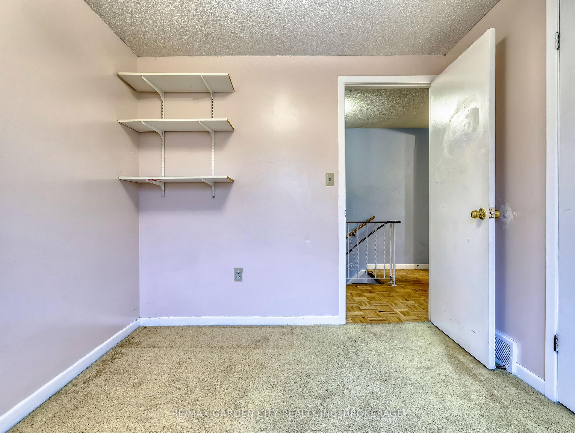 Photo 69 of 85 Oxford Street, St. Catharines, Secord Woods — HOMEH