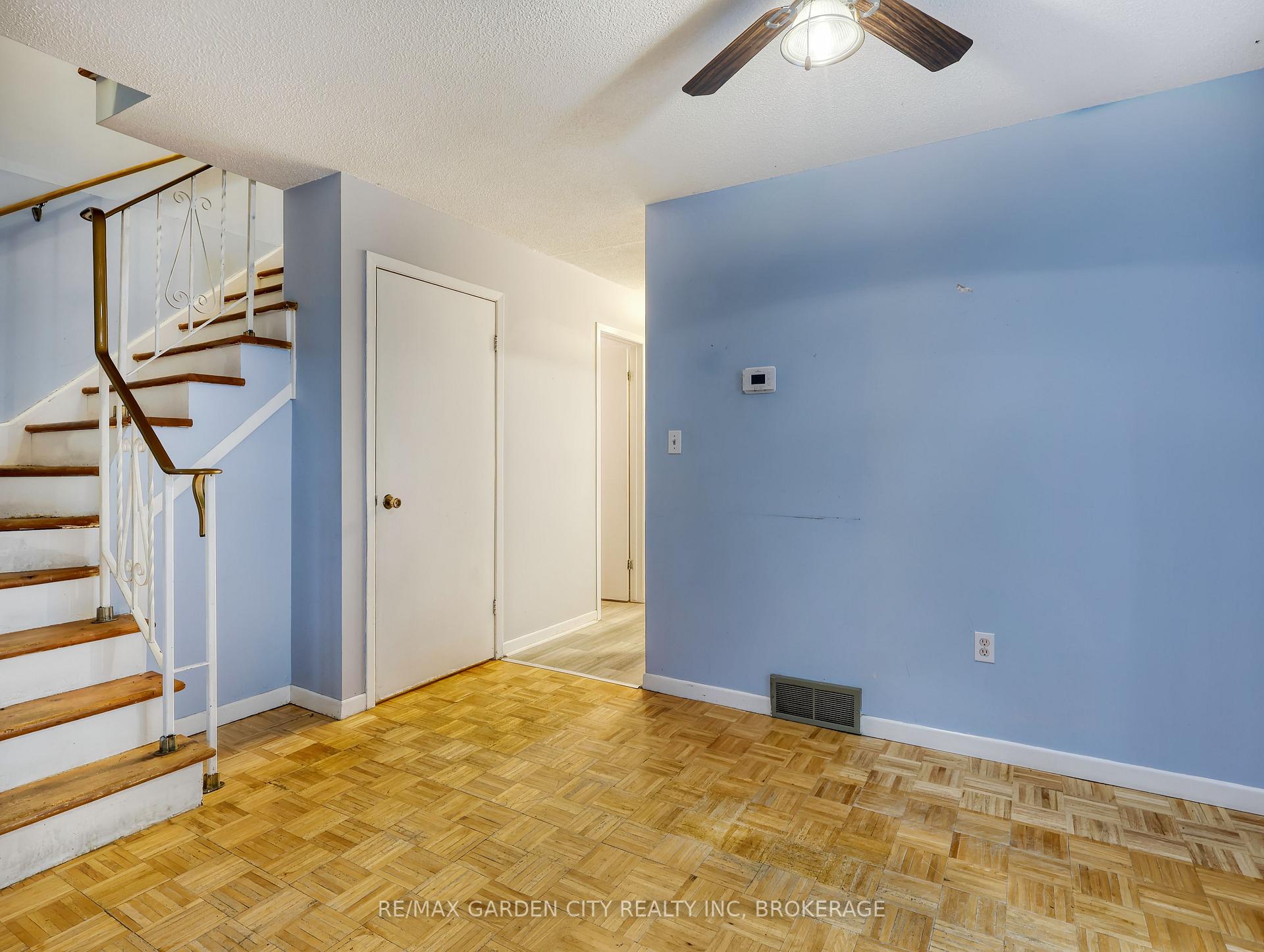 Photo 41 of 85 Oxford Street, St. Catharines, Secord Woods — HOMEH