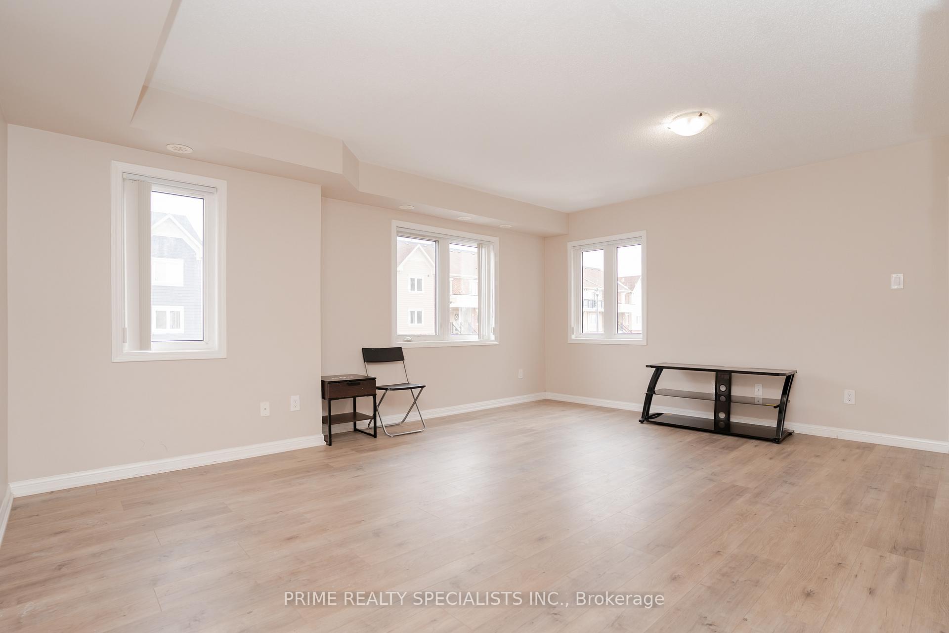 Photo 9 of Unit 284, 250 Sunny Meadow Boulevard, Brampton, Sandringham-Wellington — HOMEH