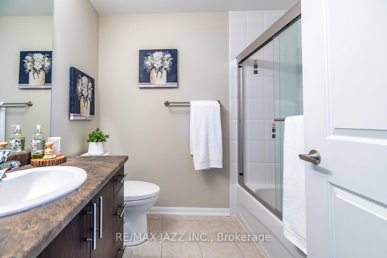 Photo 36 of Unit 307, 1 Sidney Lane, Clarington, Bowmanville — HOMEH