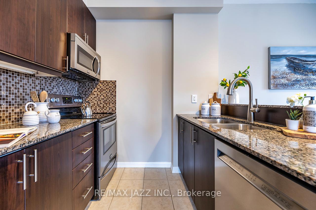Photo 12 of Unit 307, 1 Sidney Lane, Clarington, Bowmanville — HOMEH