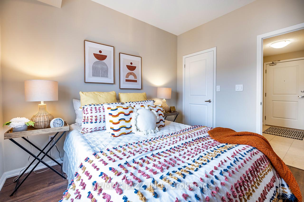 Photo 41 of Unit 307, 1 Sidney Lane, Clarington, Bowmanville — HOMEH