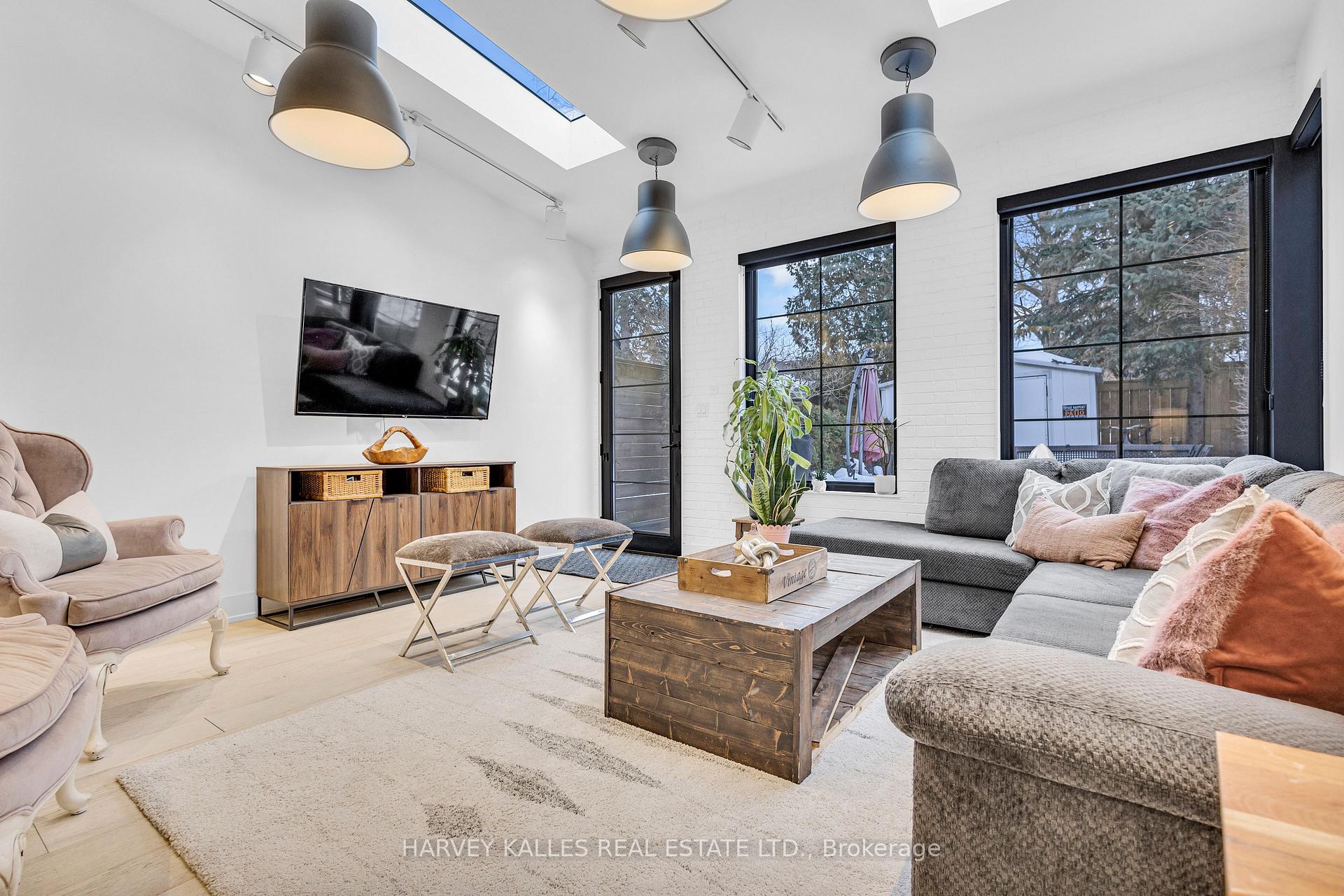 Photo 48 of 812 Duplex Avenue, Toronto, Lawrence Park South — HOMEH