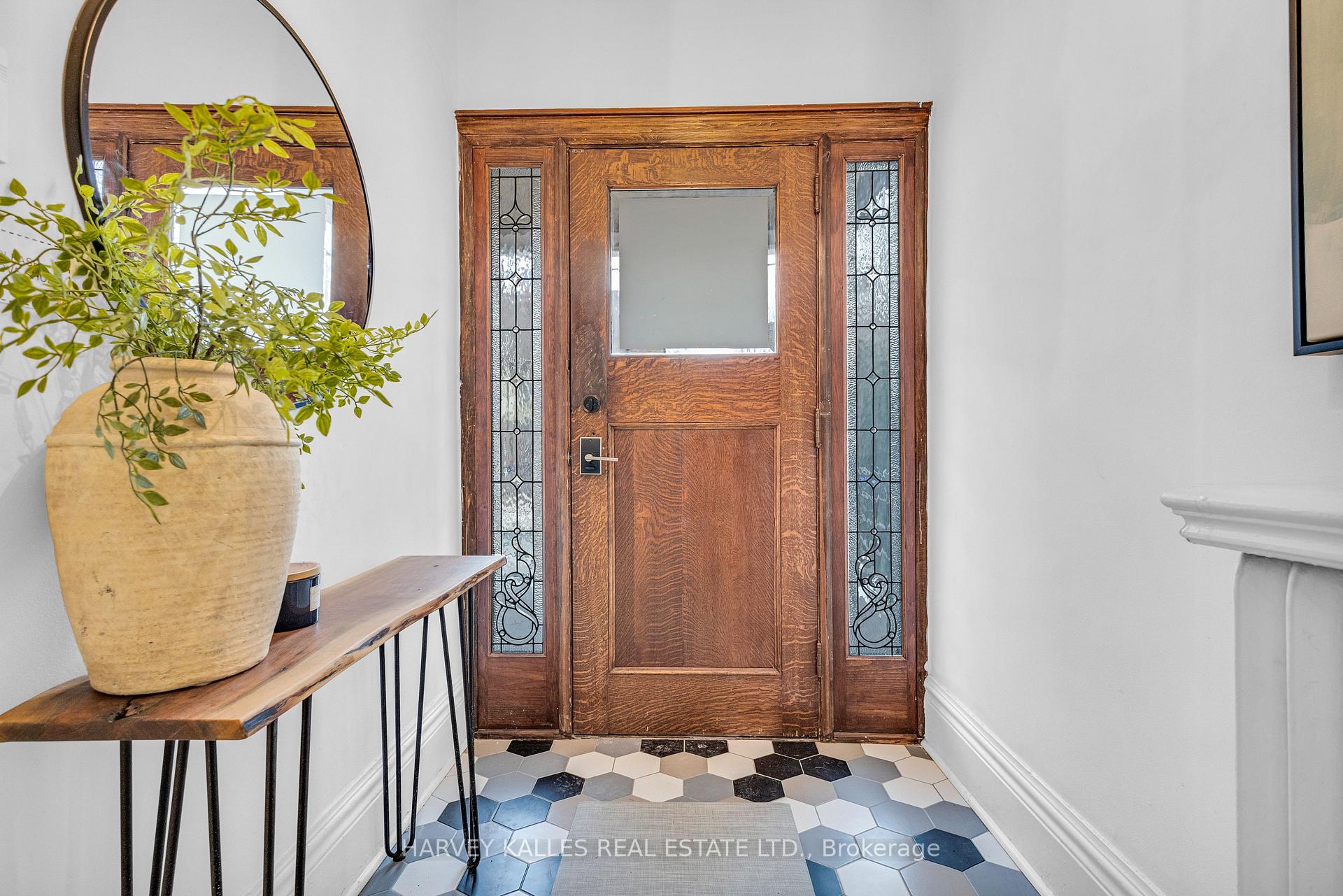 Photo 6 of 812 Duplex Avenue, Toronto, Lawrence Park South — HOMEH