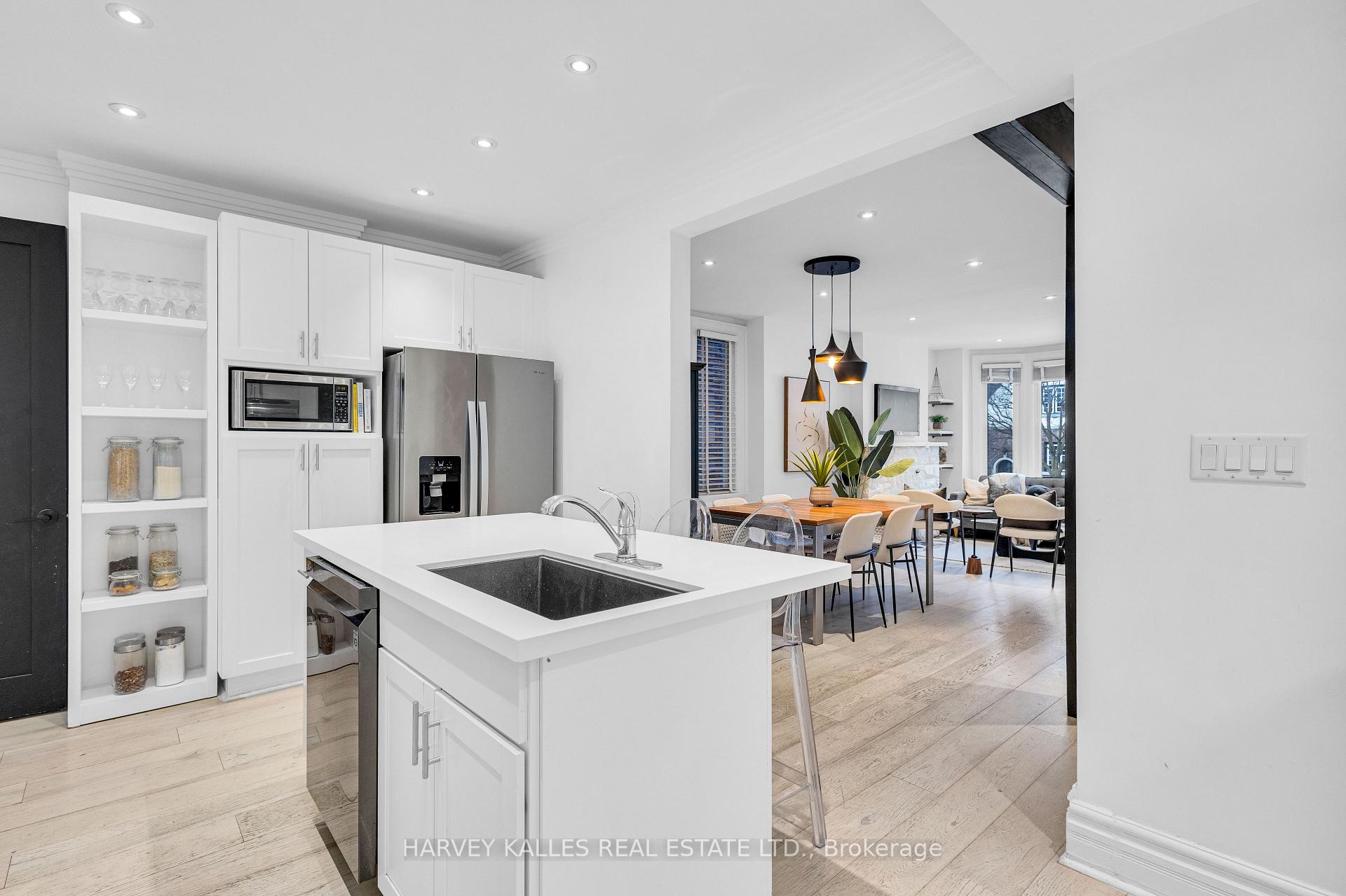 Photo 20 of 812 Duplex Avenue, Toronto, Lawrence Park South — HOMEH