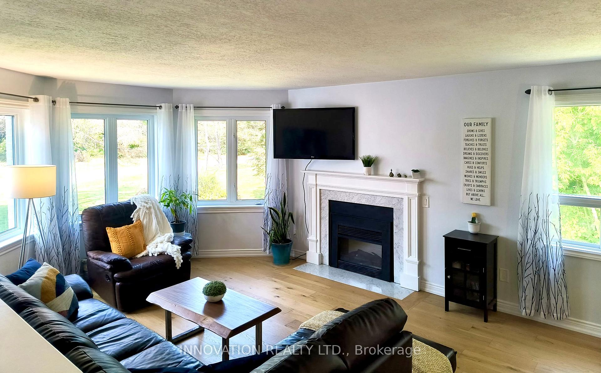 Photo 5 of 5702 Ferdinand Street, Ottawa, Osgoode — HOMEH