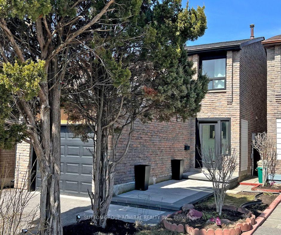 Photo 3 of 50 McClintock Crescent, Vaughan, Lakeview Estates — HOMEH