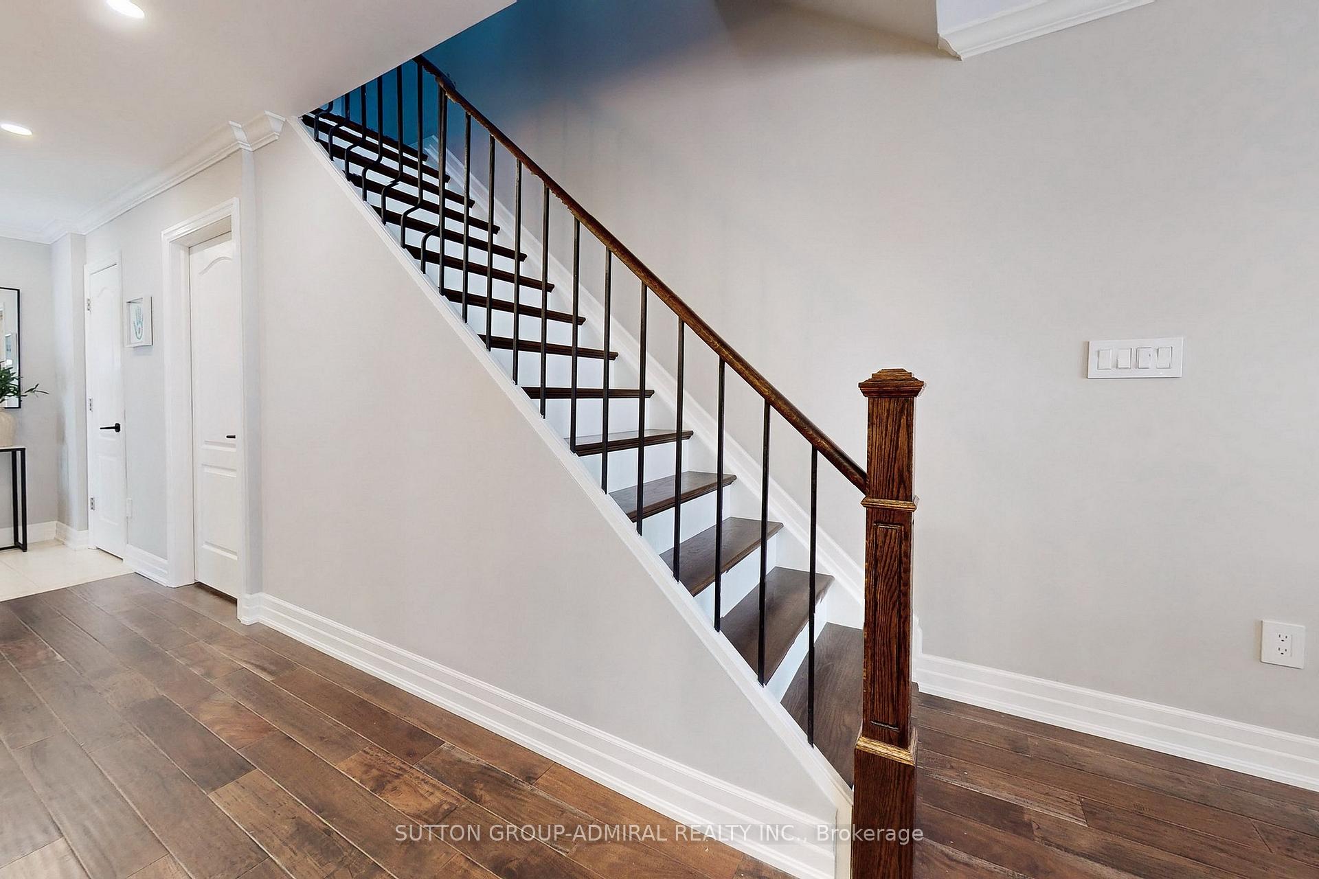 Photo 12 of 50 McClintock Crescent, Vaughan, Lakeview Estates — HOMEH