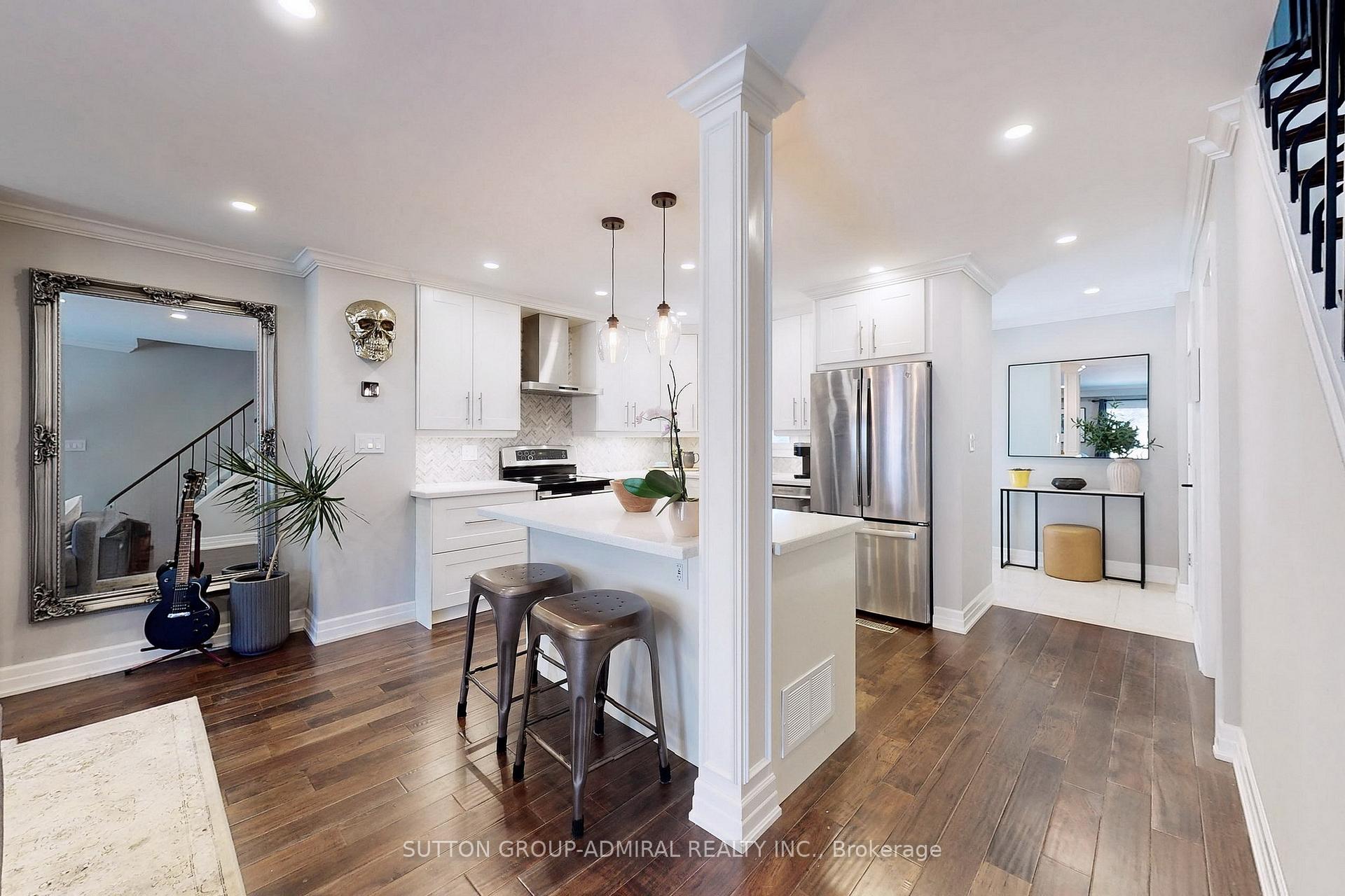 Photo 13 of 50 McClintock Crescent, Vaughan, Lakeview Estates — HOMEH