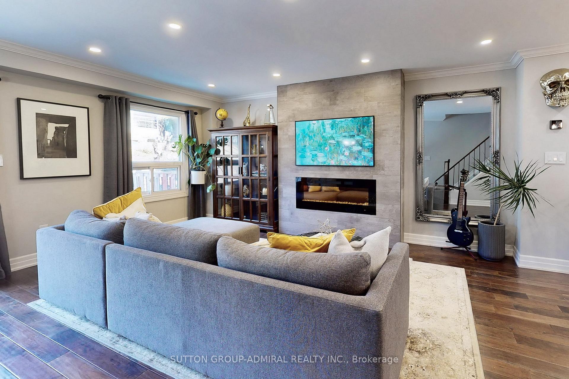 Photo 18 of 50 McClintock Crescent, Vaughan, Lakeview Estates — HOMEH