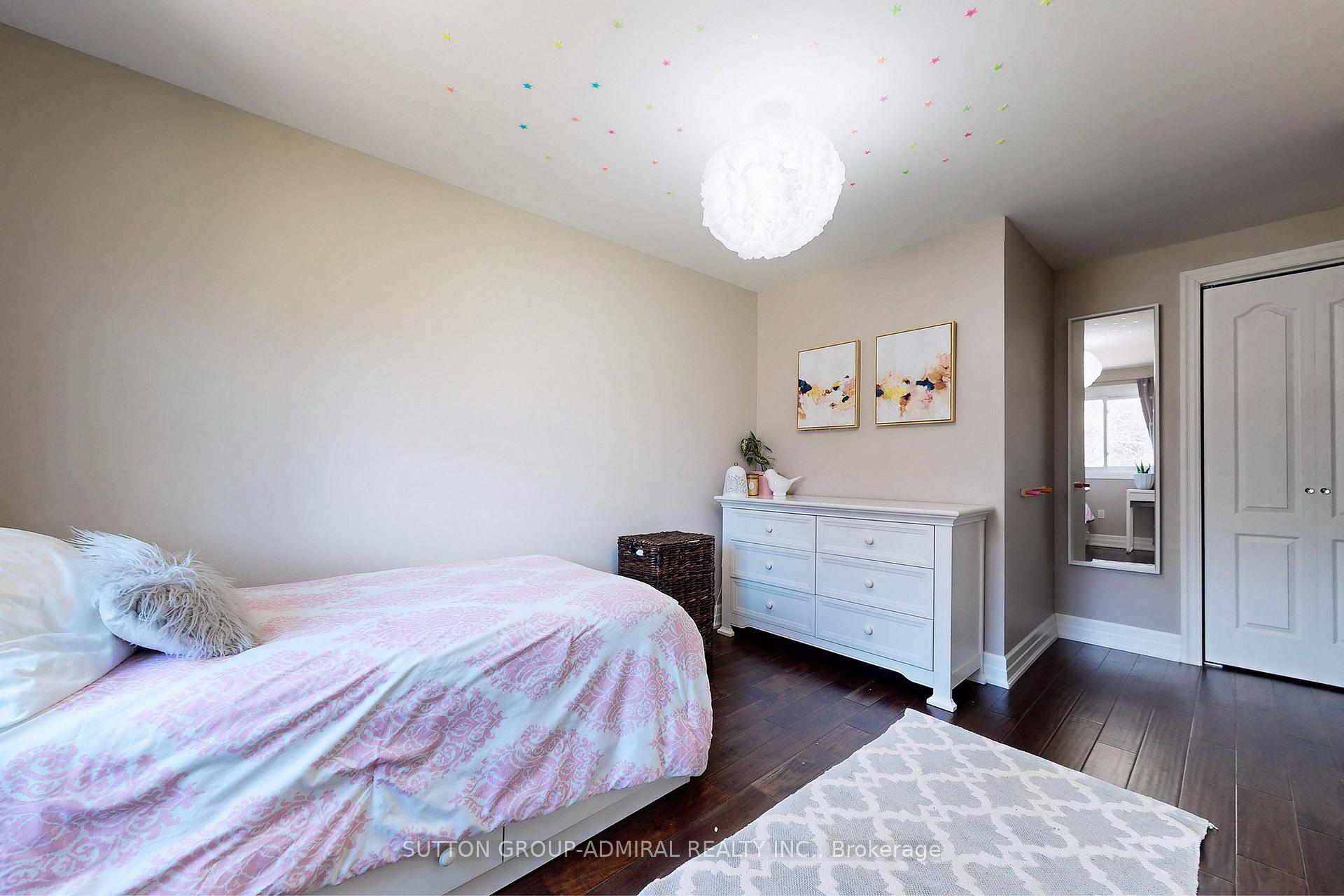 Photo 24 of 50 McClintock Crescent, Vaughan, Lakeview Estates — HOMEH