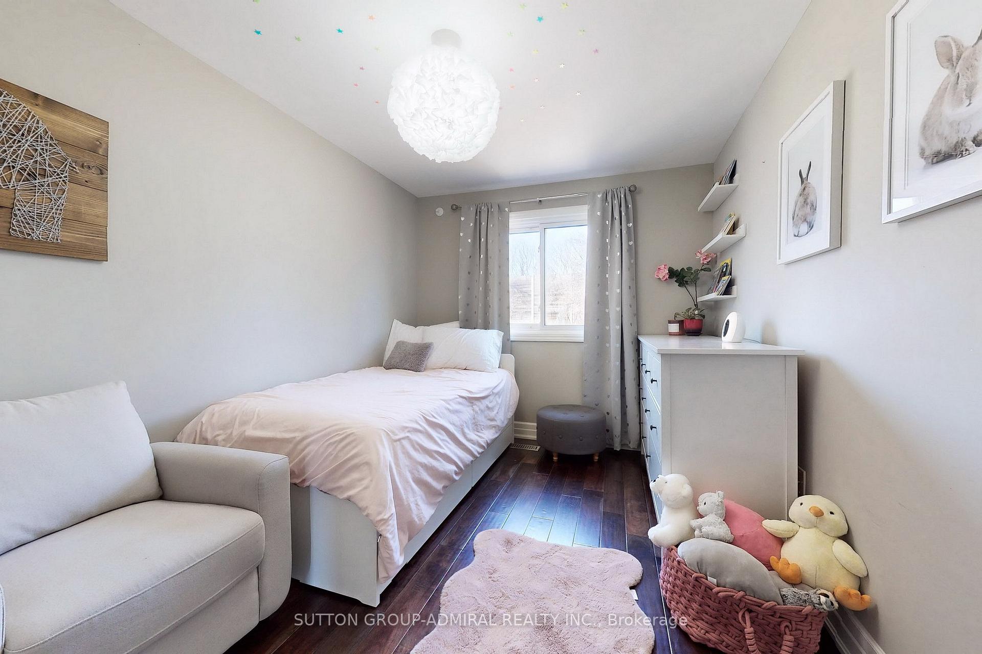 Photo 26 of 50 McClintock Crescent, Vaughan, Lakeview Estates — HOMEH