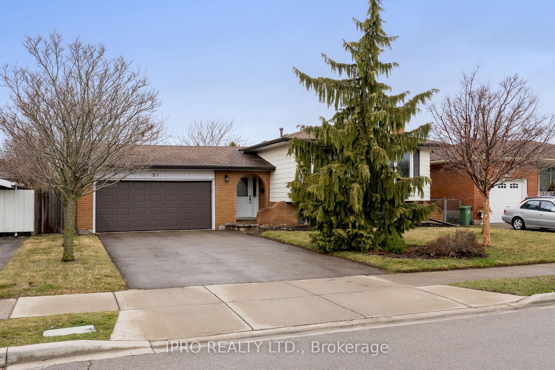 Photo 5 of 31 Green Forest Drive, Hamilton, Stoney Creek — HOMEH