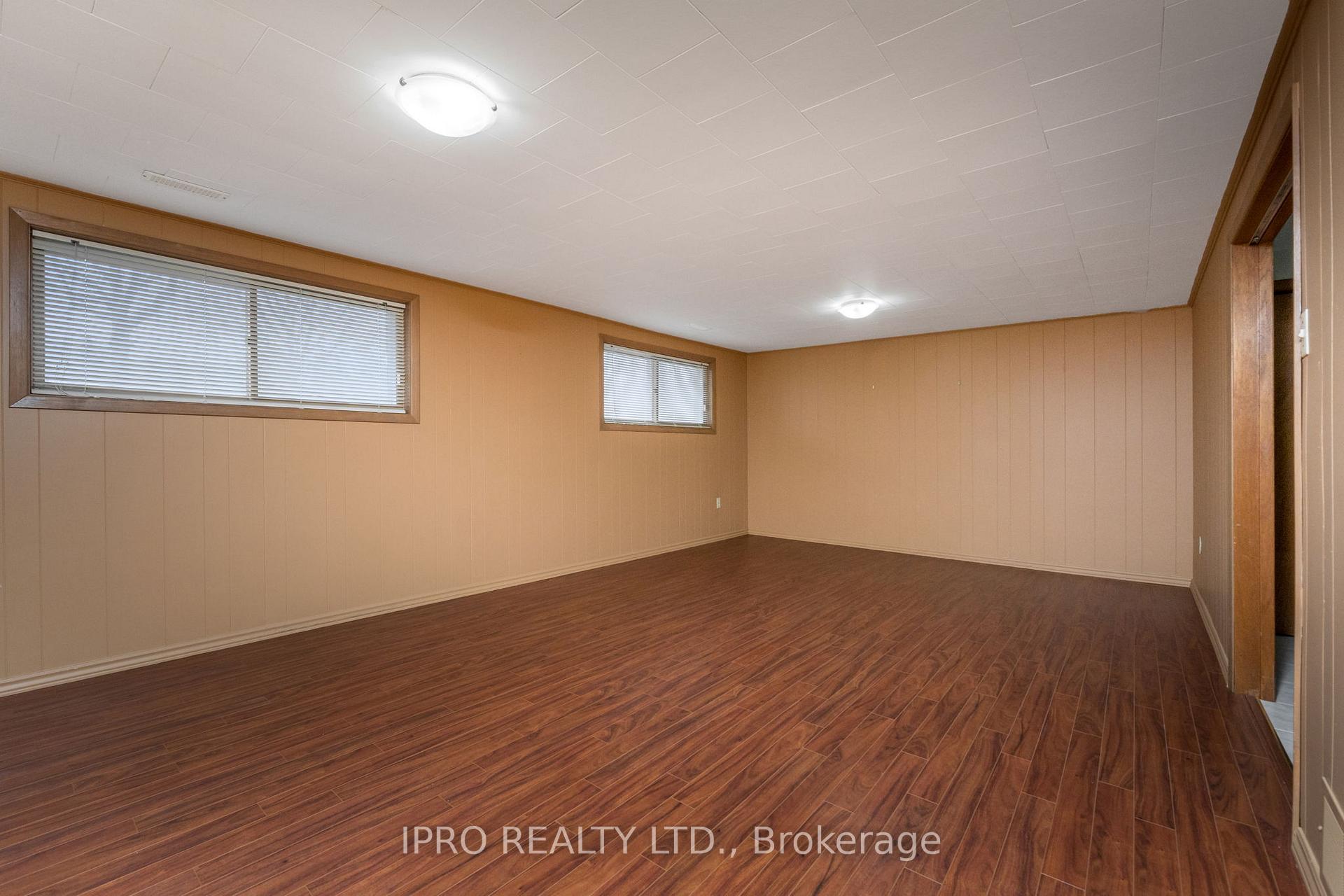 Photo 36 of 31 Green Forest Drive, Hamilton, Stoney Creek — HOMEH