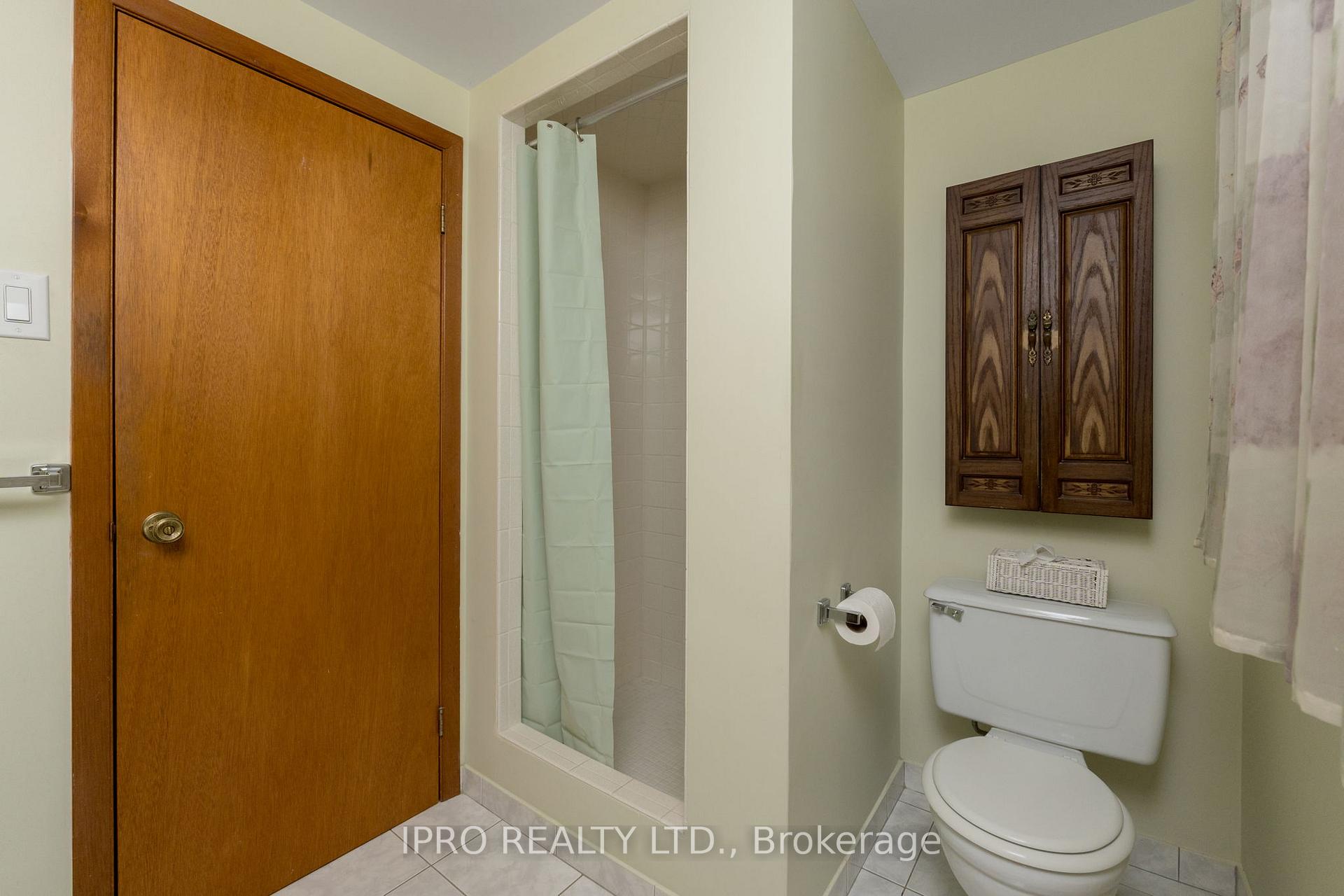 Photo 38 of 31 Green Forest Drive, Hamilton, Stoney Creek — HOMEH