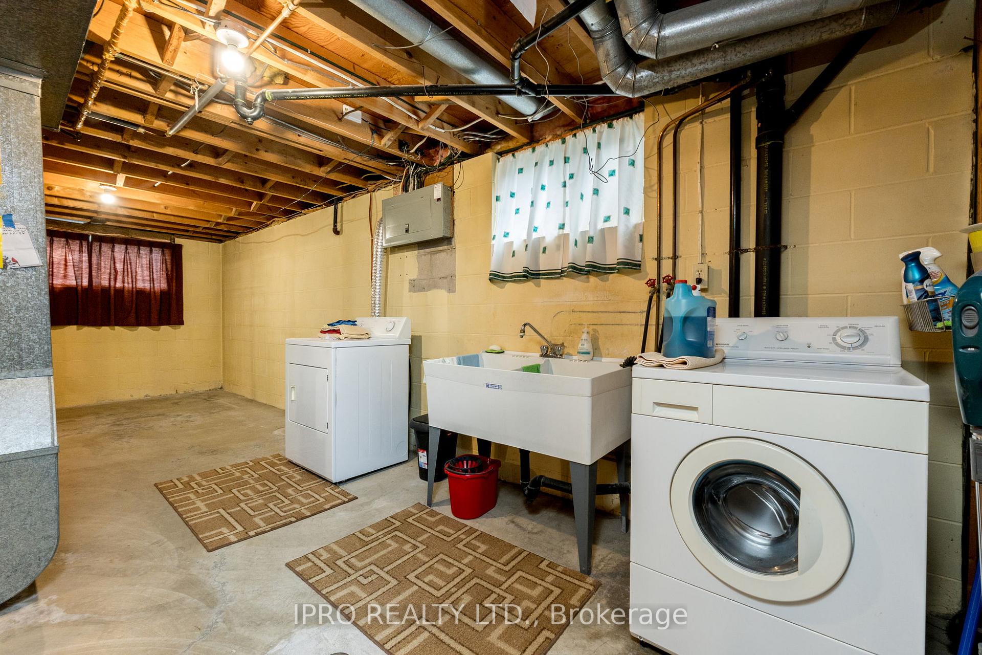 Photo 41 of 31 Green Forest Drive, Hamilton, Stoney Creek — HOMEH