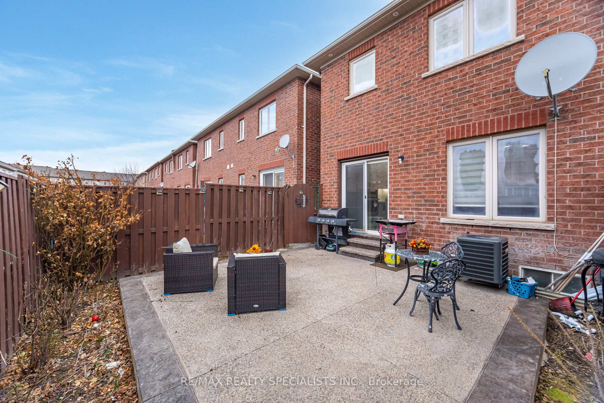 Photo 41 of 4 Osgoode Drive, Brampton, Bram East — HOMEH