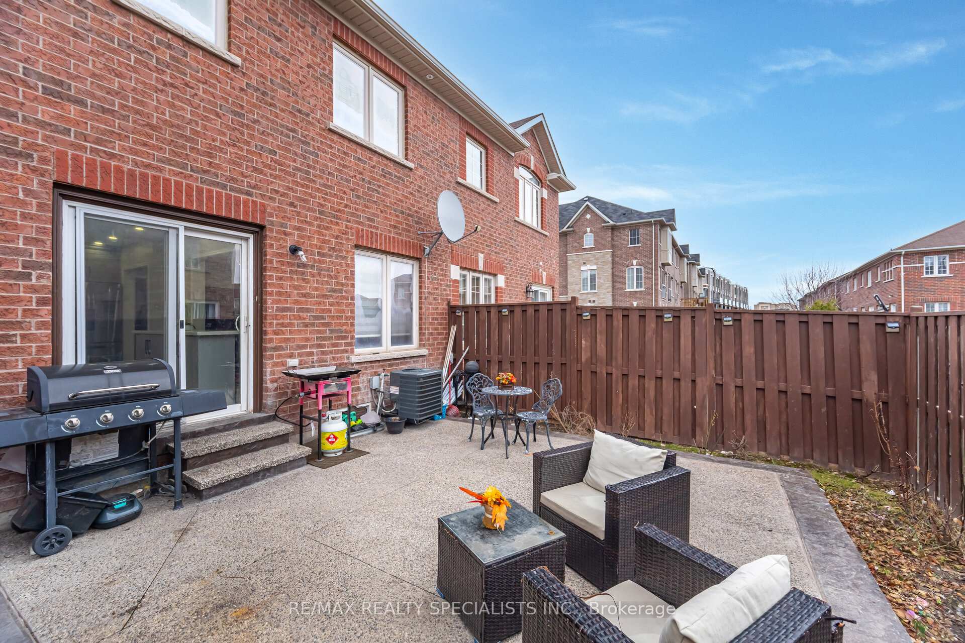 Photo 42 of 4 Osgoode Drive, Brampton, Bram East — HOMEH