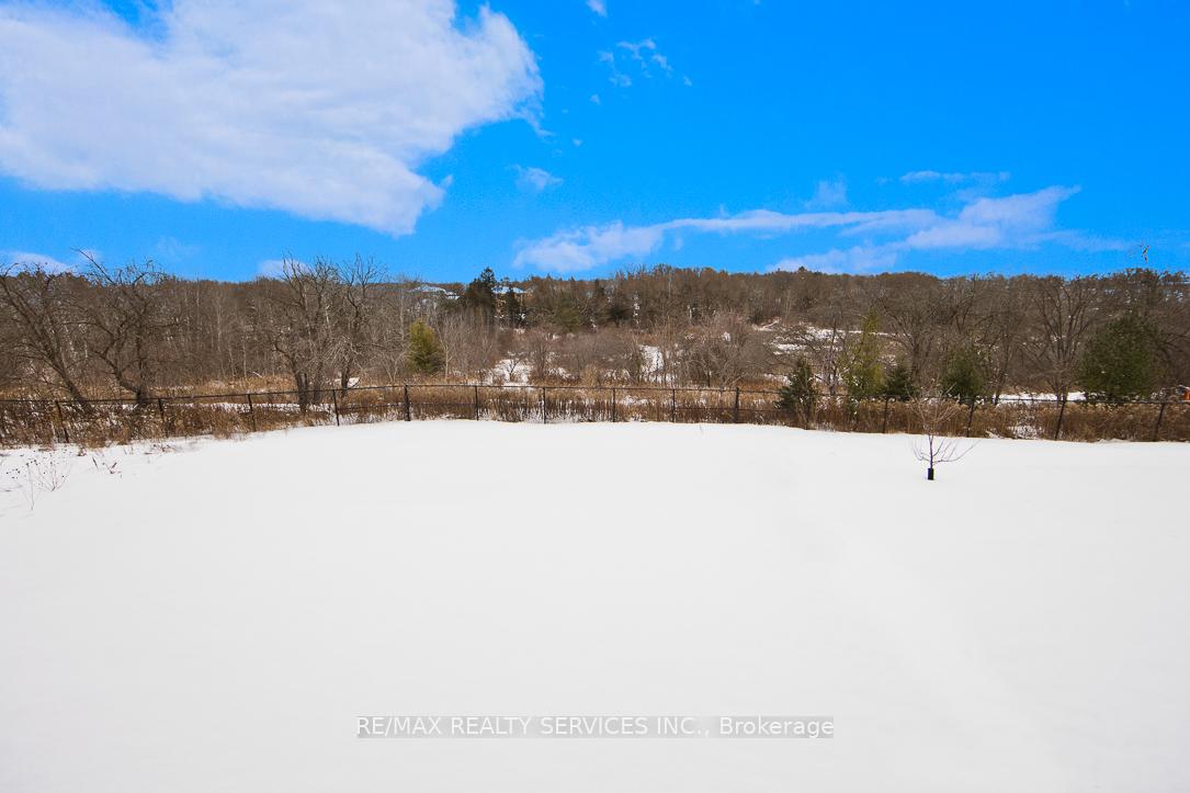 Photo 31 of 969 Green Street, Innisfil, Lefroy — HOMEH