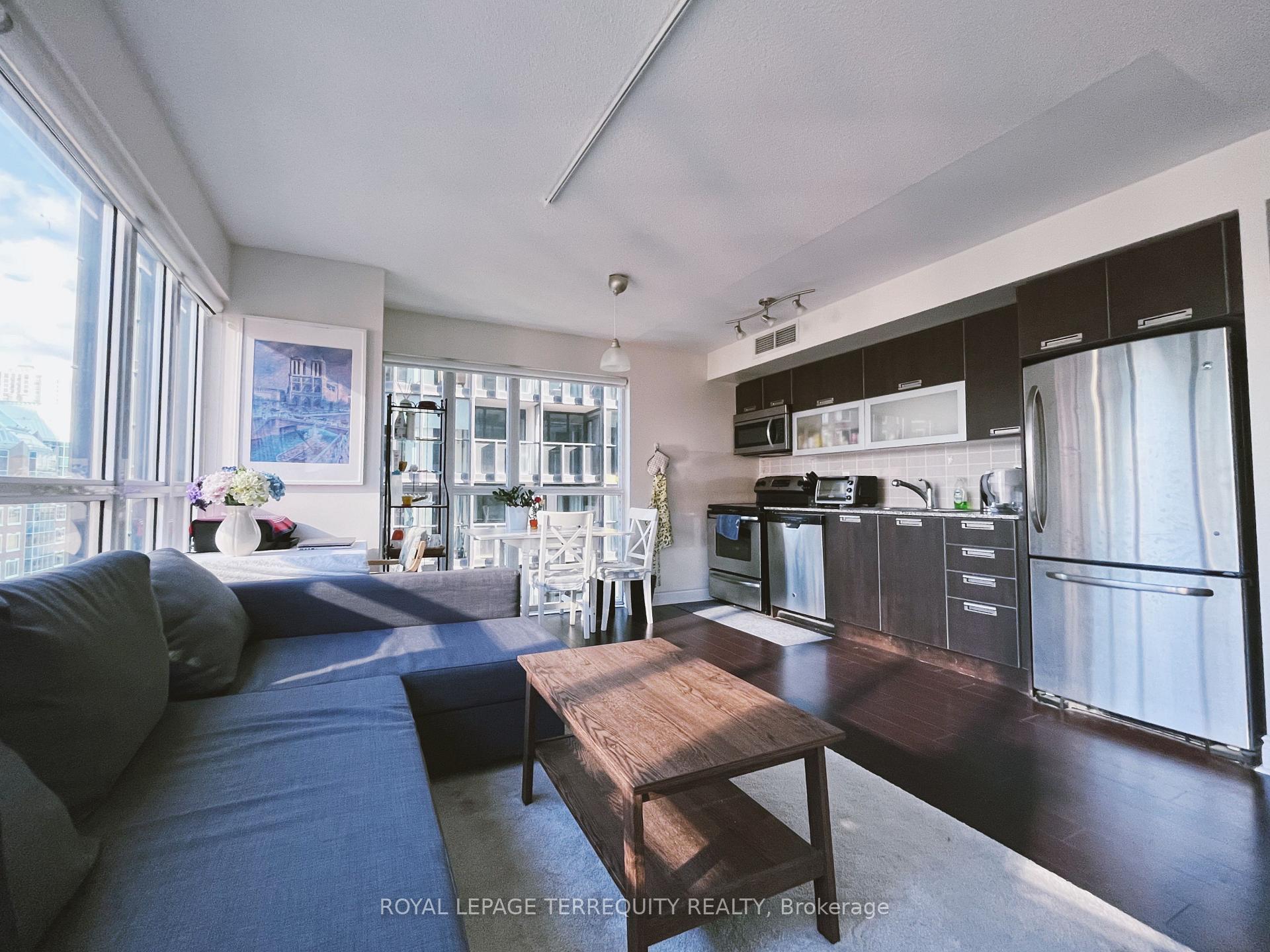 Photo 10 of Unit 1402, 28 Ted Rogers Way, Toronto, Church-Yonge Corridor — HOMEH