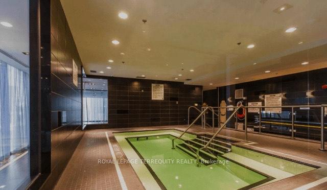 Photo 4 of Unit 1402, 28 Ted Rogers Way, Toronto, Church-Yonge Corridor — HOMEH