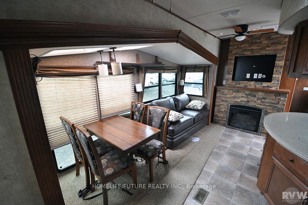 Photo 39 of Unit 476, 225 Platten Boulevard, Scugog, Port Perry — HOMEH