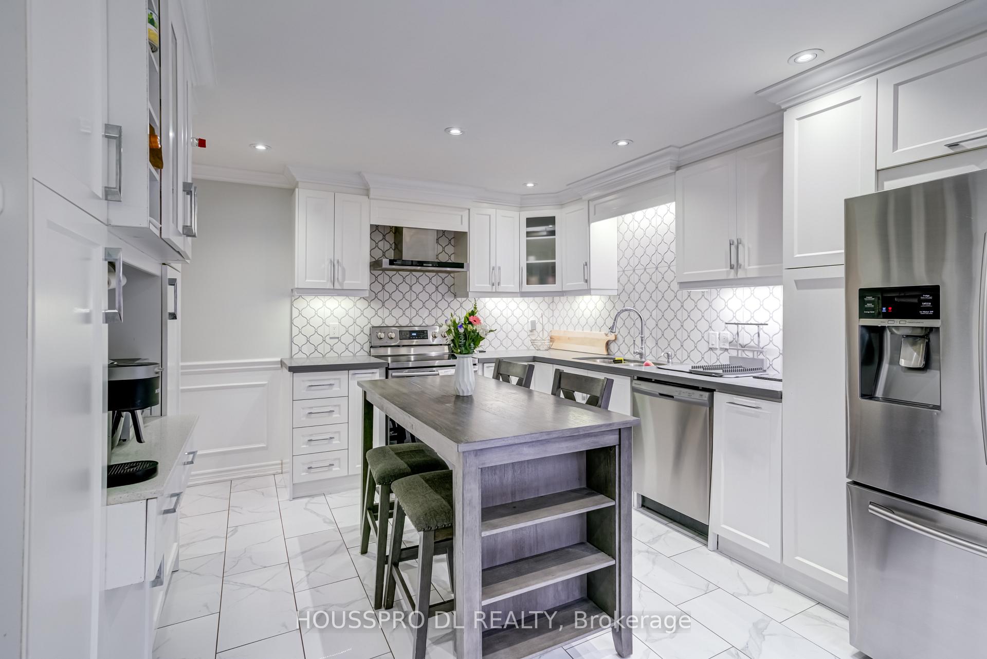 Photo 28 of 42 Quail Feather Crescent, Brampton, Sandringham-Wellington — HOMEH
