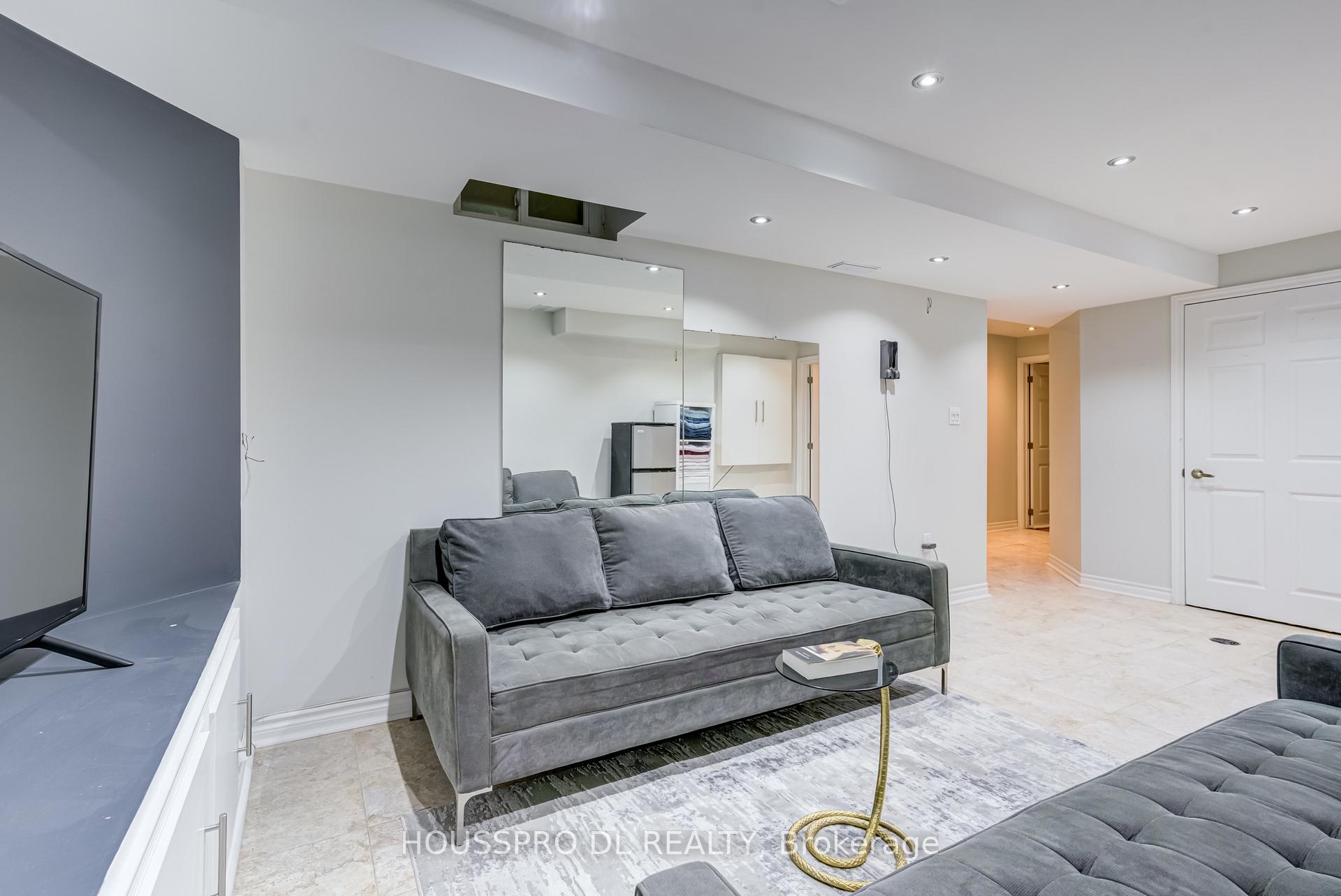 Photo 81 of 42 Quail Feather Crescent, Brampton, Sandringham-Wellington — HOMEH
